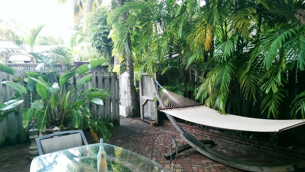 Frances Street Bottle Inn Key West Zewnętrze zdjęcie